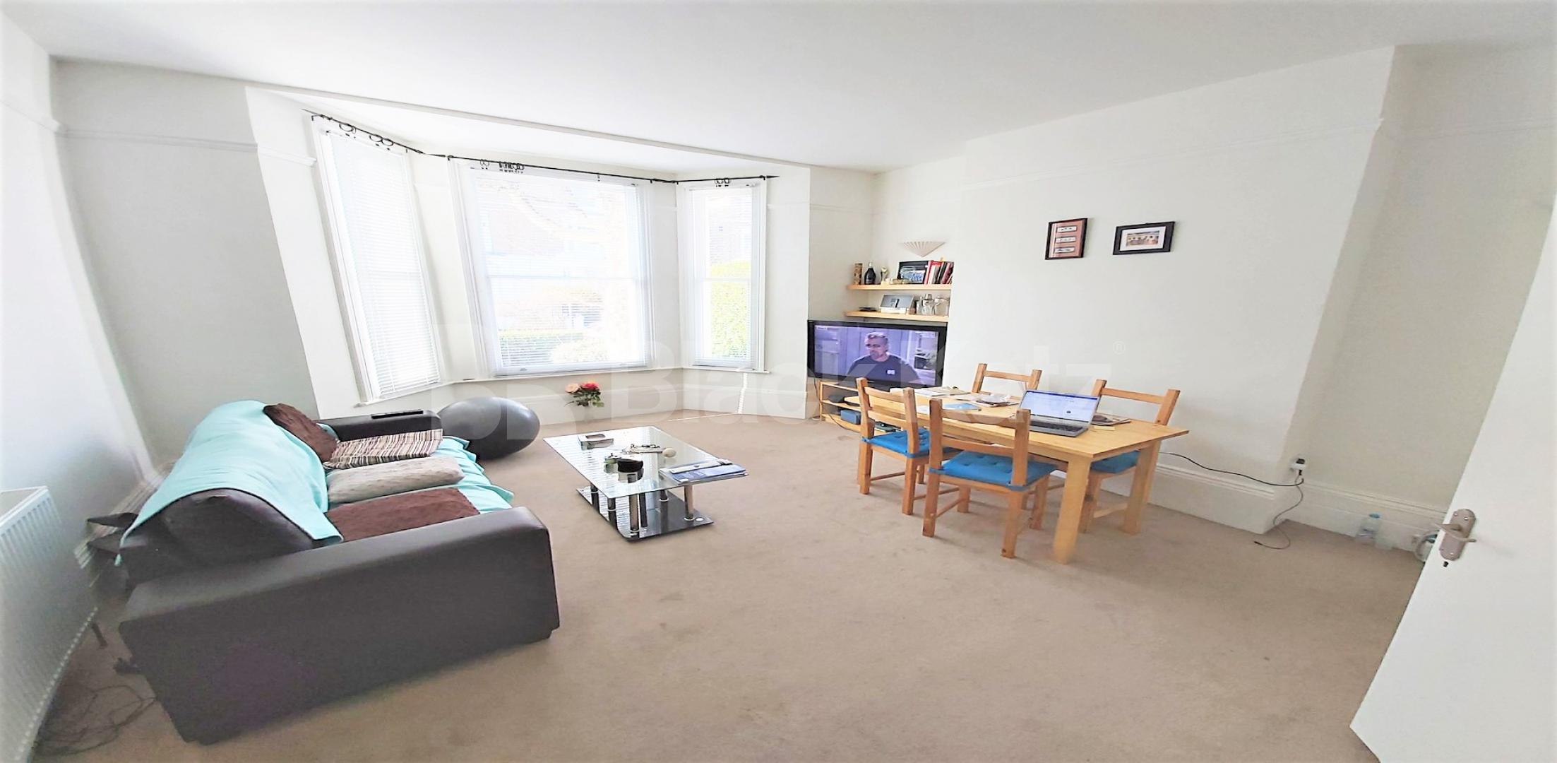 			3 Bedroom, 1 bath, 1 reception Flat			 Windsor Road , EALING BROADWAY 
